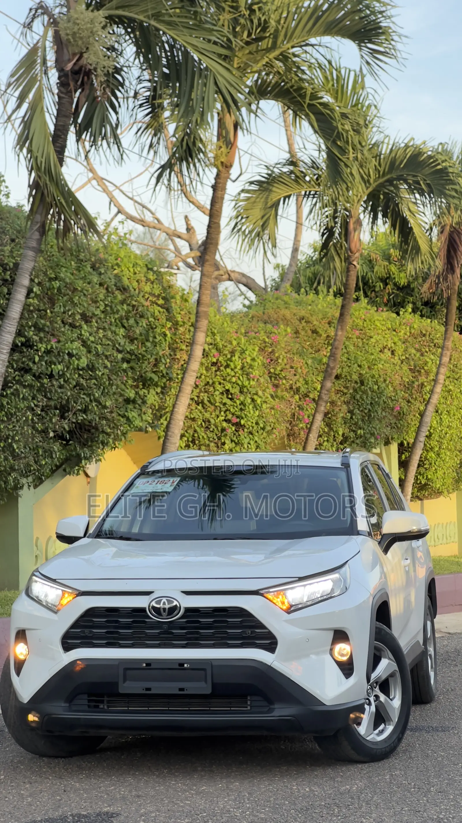 Toyota RAV4 2023 White