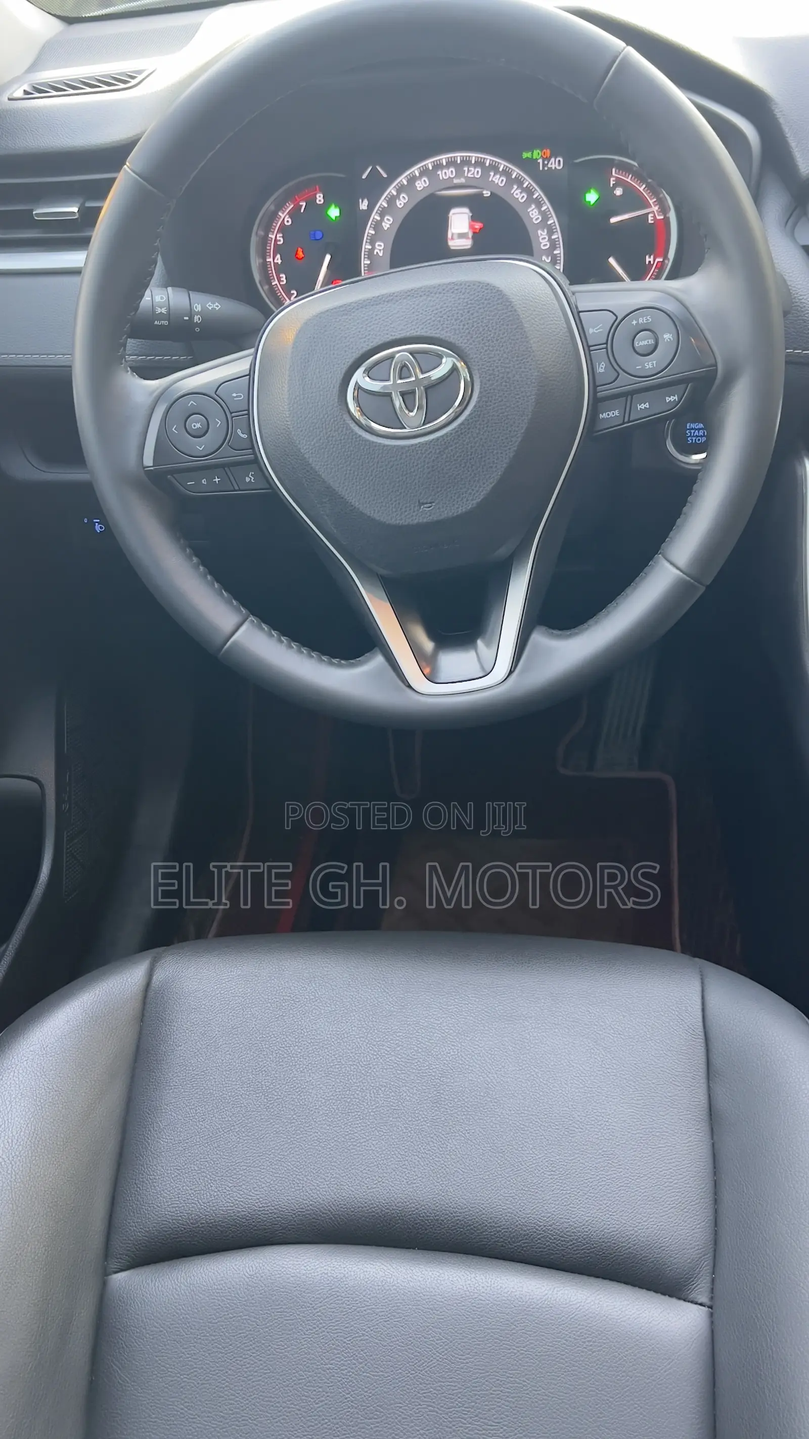 Toyota RAV4 2023 White