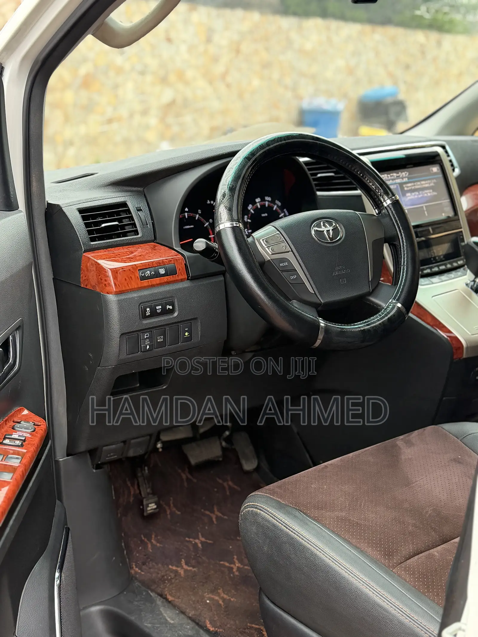 Toyota Alphard 2.4 Petrol FWD 2014 White