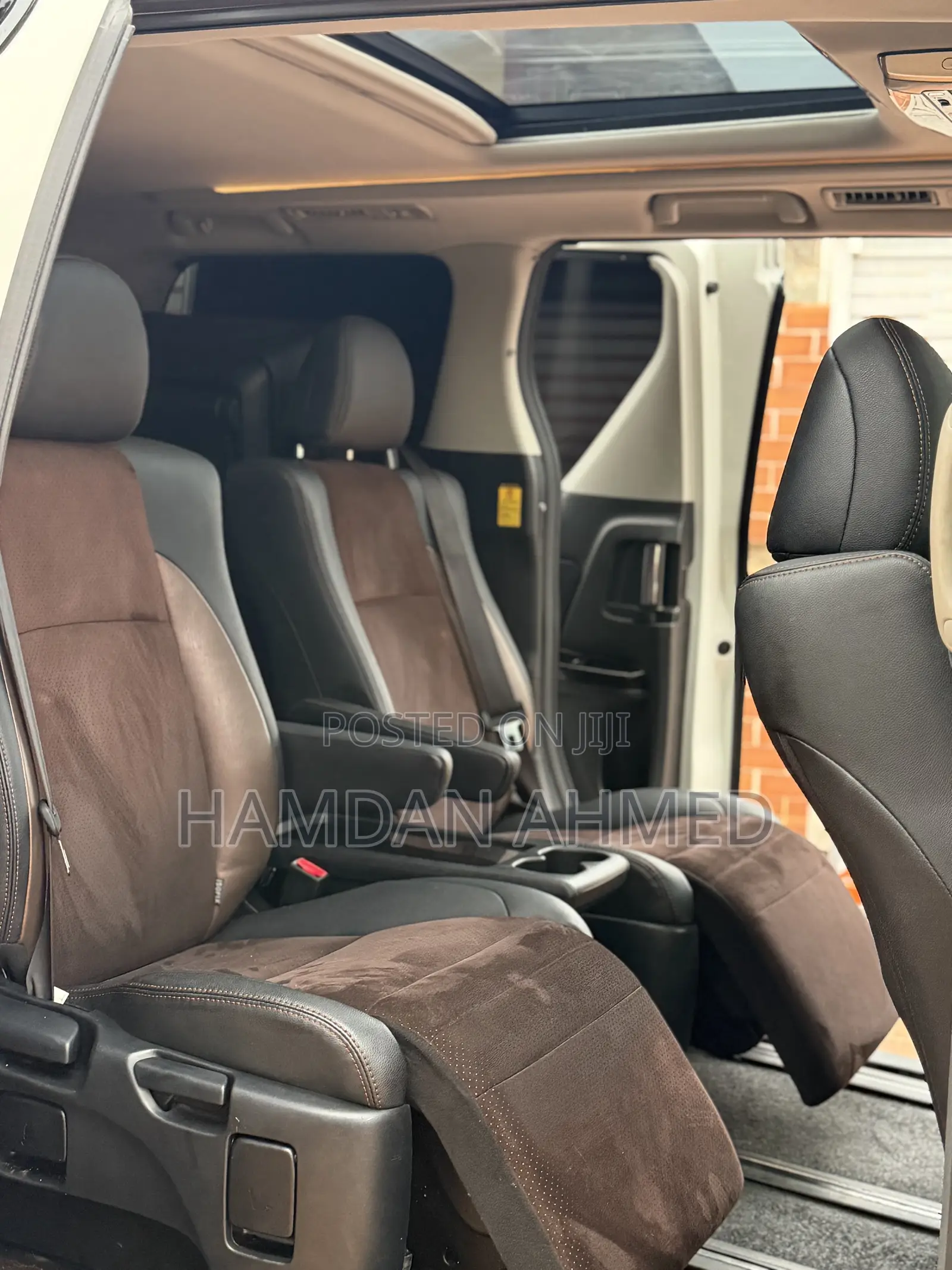 Toyota Alphard 2.4 Petrol FWD 2014 White
