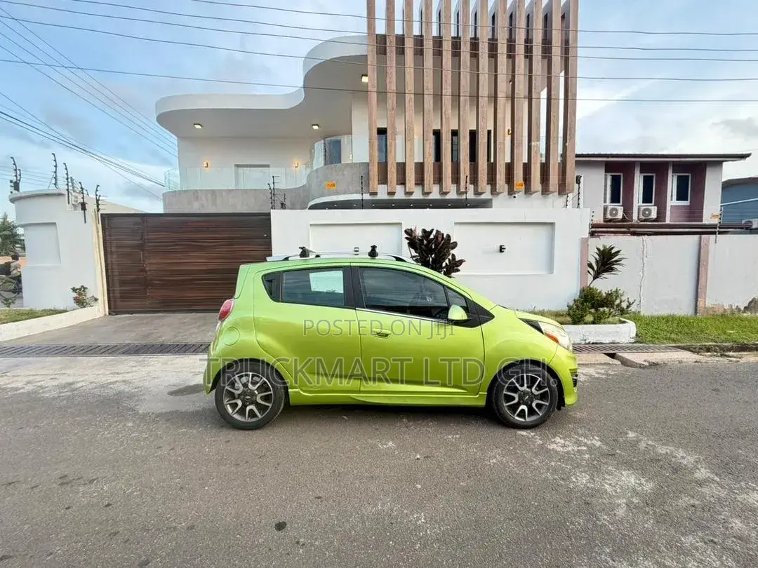 Chevrolet Spark 2013 Green