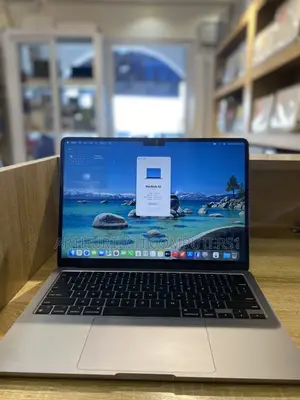 Laptop Apple MacBook Air 16GB Apple M2 SSD 256GB