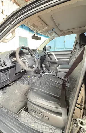 Toyota Land Cruiser Prado 2.8 2023 Black