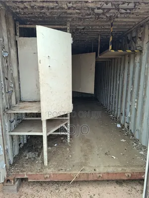 20ft Shipping Containers
