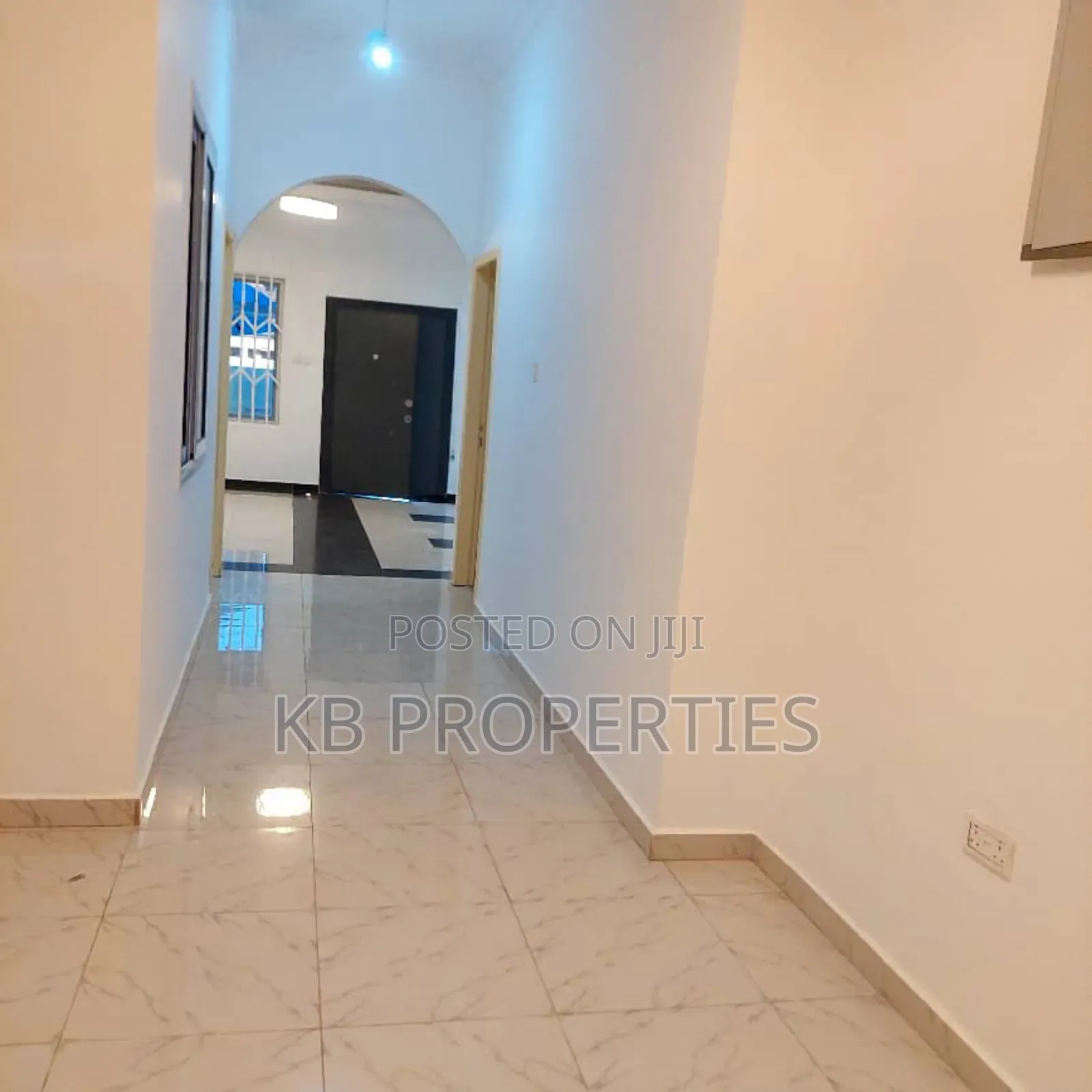 4bdrm House in Kb Properties, Baatsona Total for rent