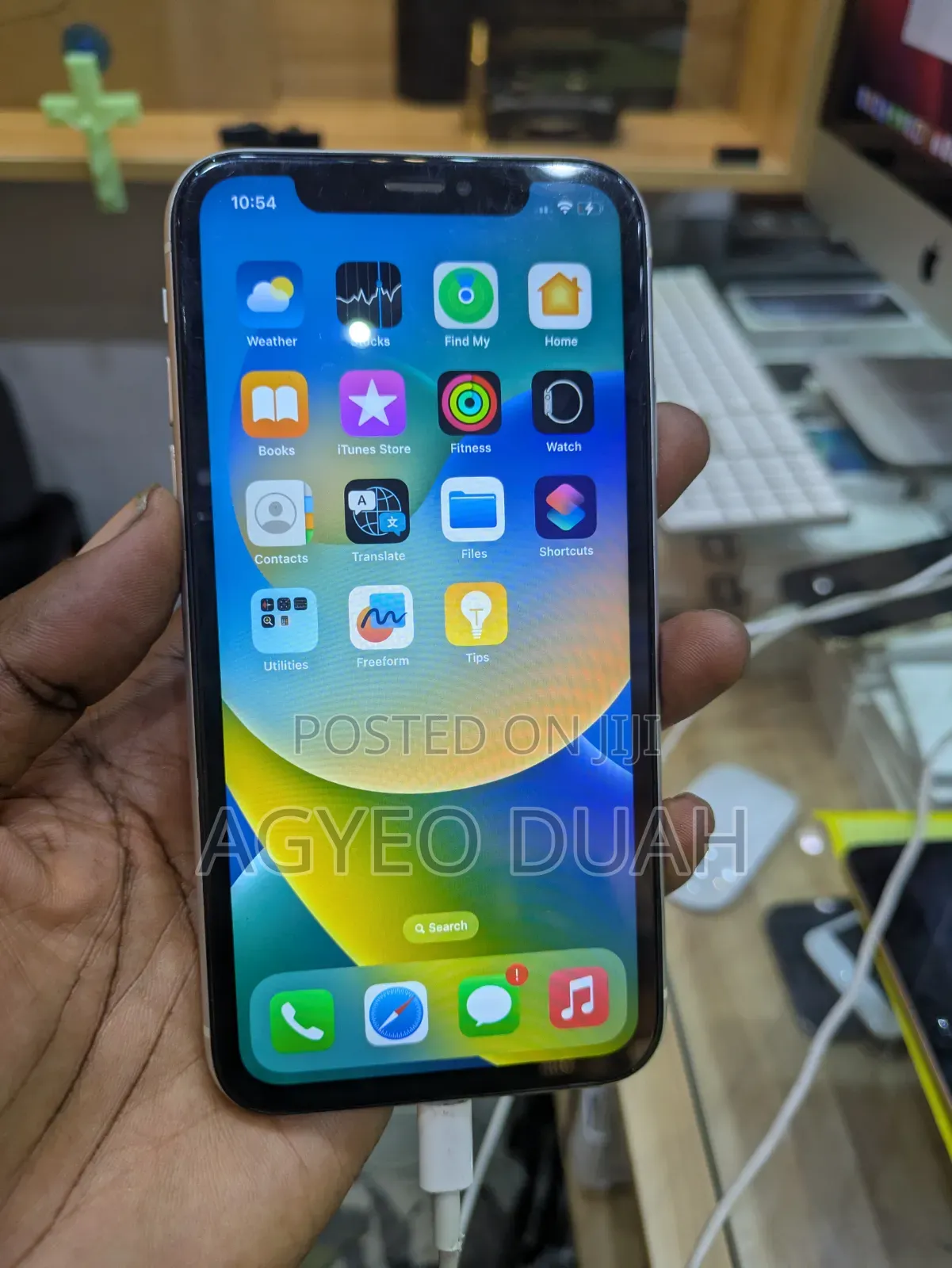 Apple iPhone XR 64 GB White