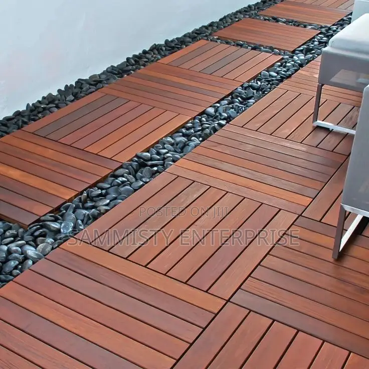Wooden Deck Tiles (30x30x2.3cm)