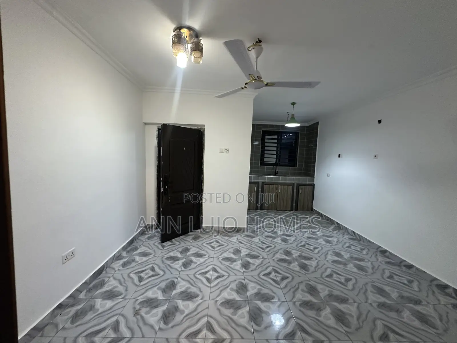 1bdrm Apartment in East Airport, Papaye for rent