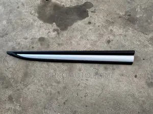 Mitsubishi Outlander 2016-2020 Door Mounding Available