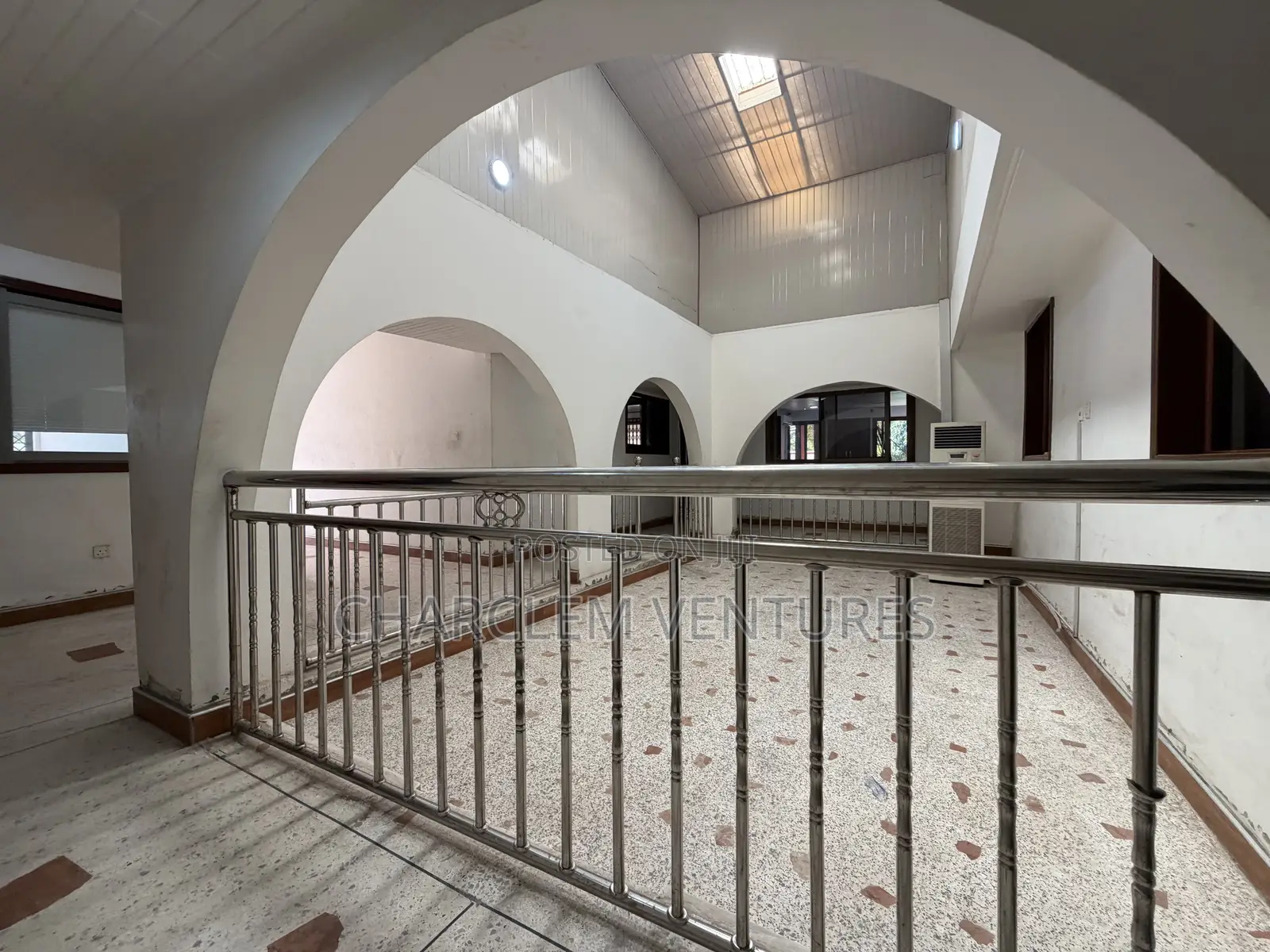 Commercial Property for Rent at Airport Area