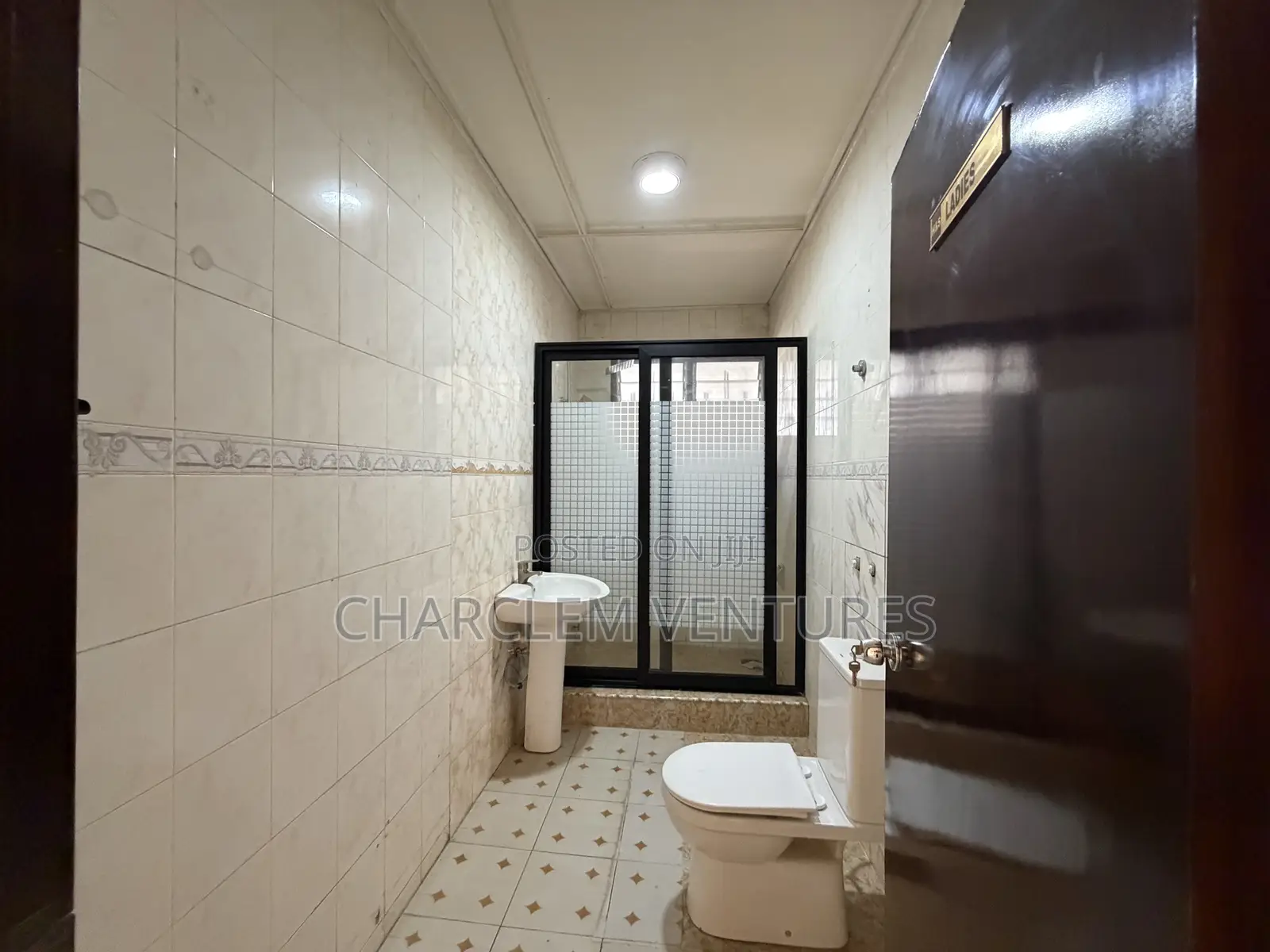 Commercial Property for Rent at Airport Area