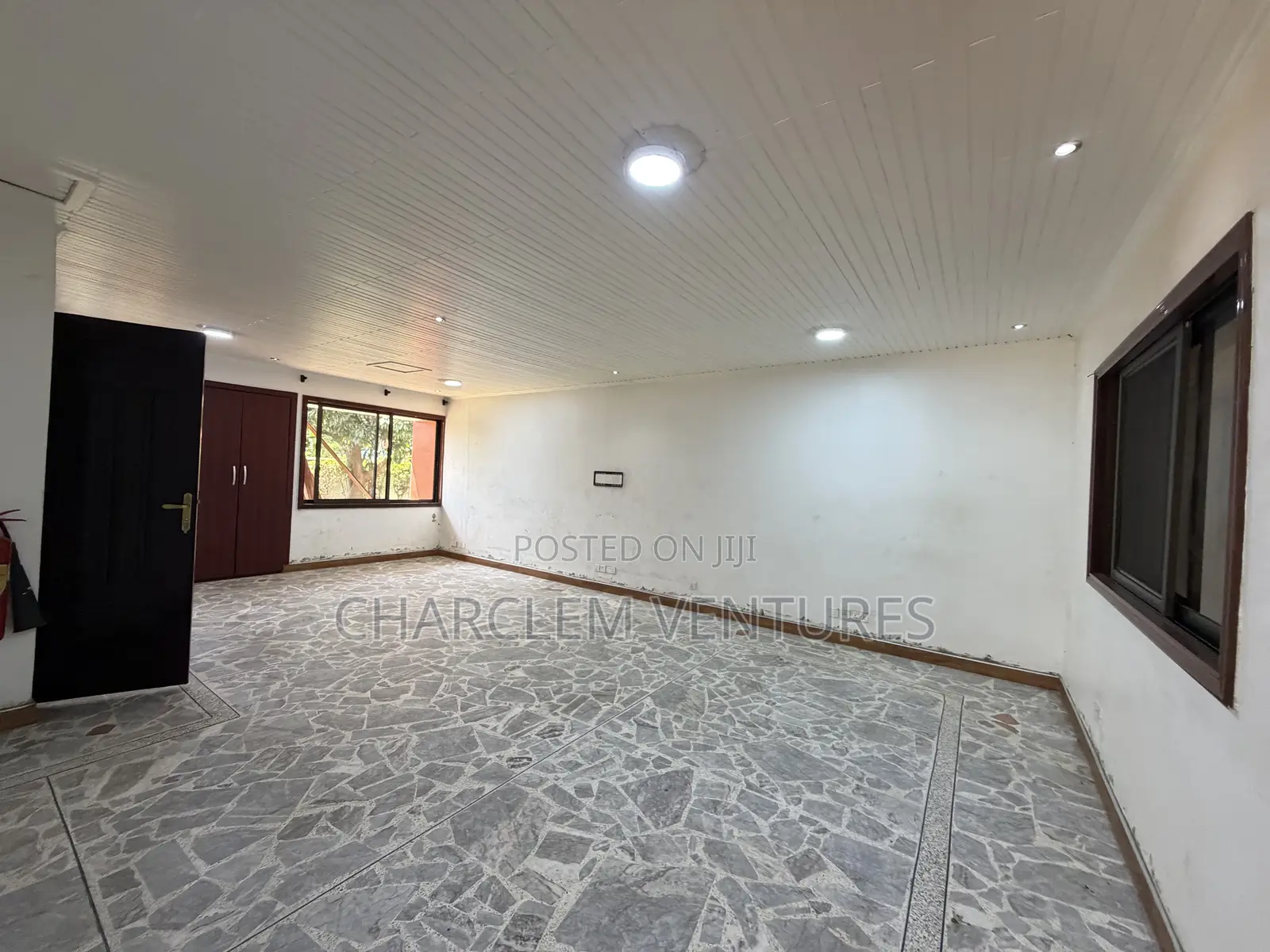 Commercial Property for Rent at Airport Area