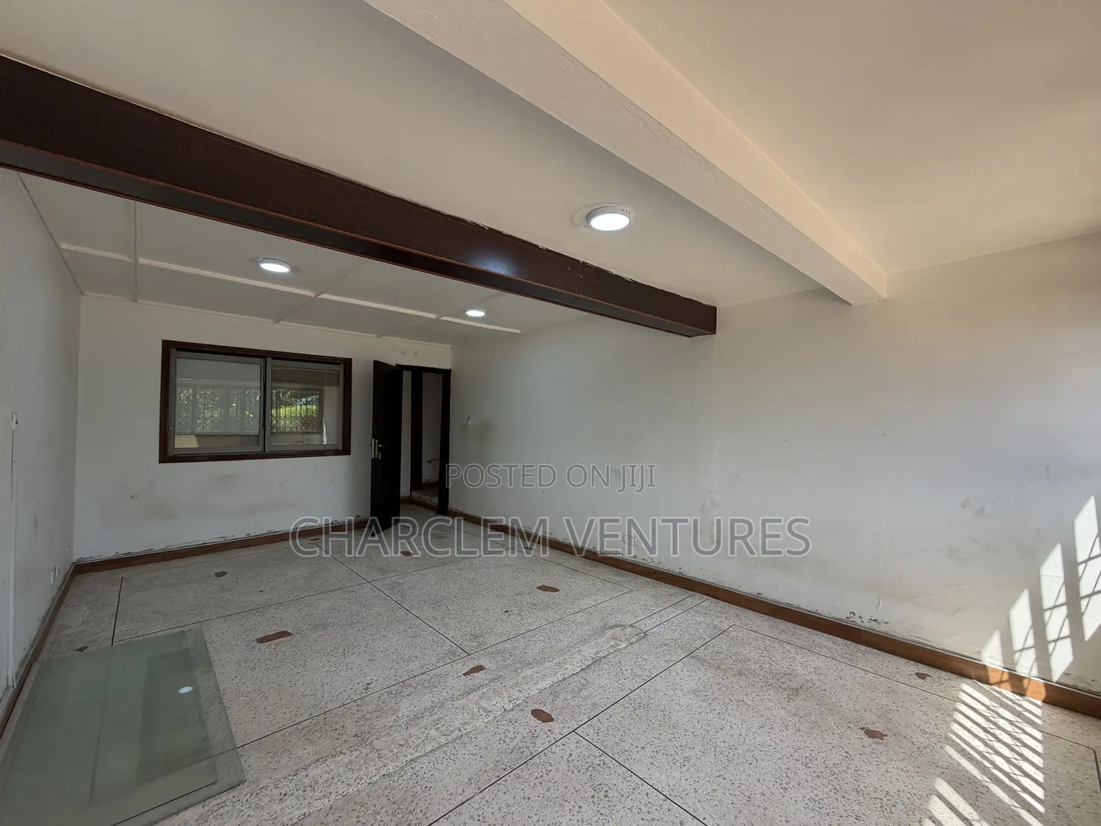 Commercial Property for Rent at Airport Area