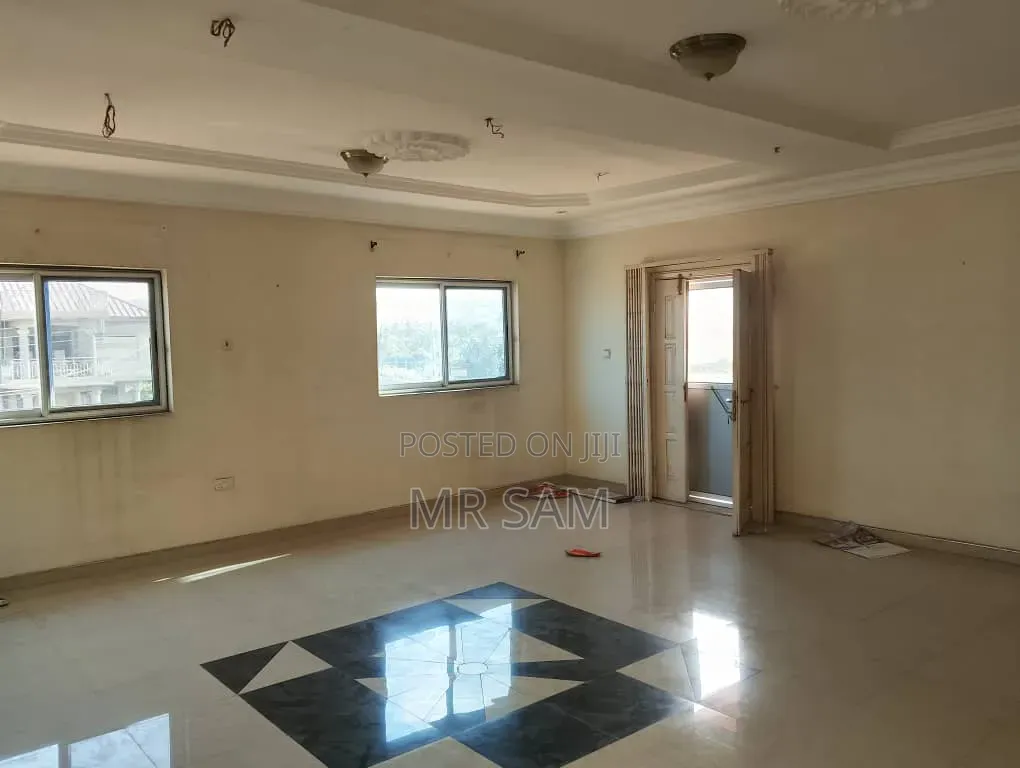 1bdrm Apartment in Old Barrier Tie-Top for rent