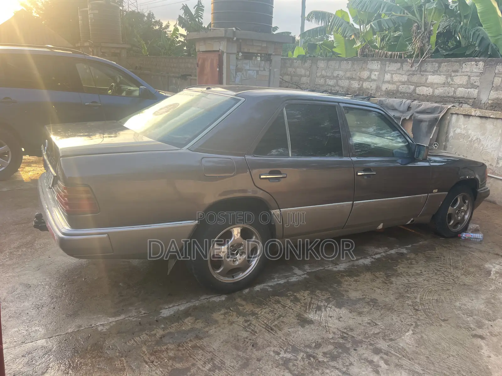 Mercedes-Benz 200 Diesel 1995 Gray