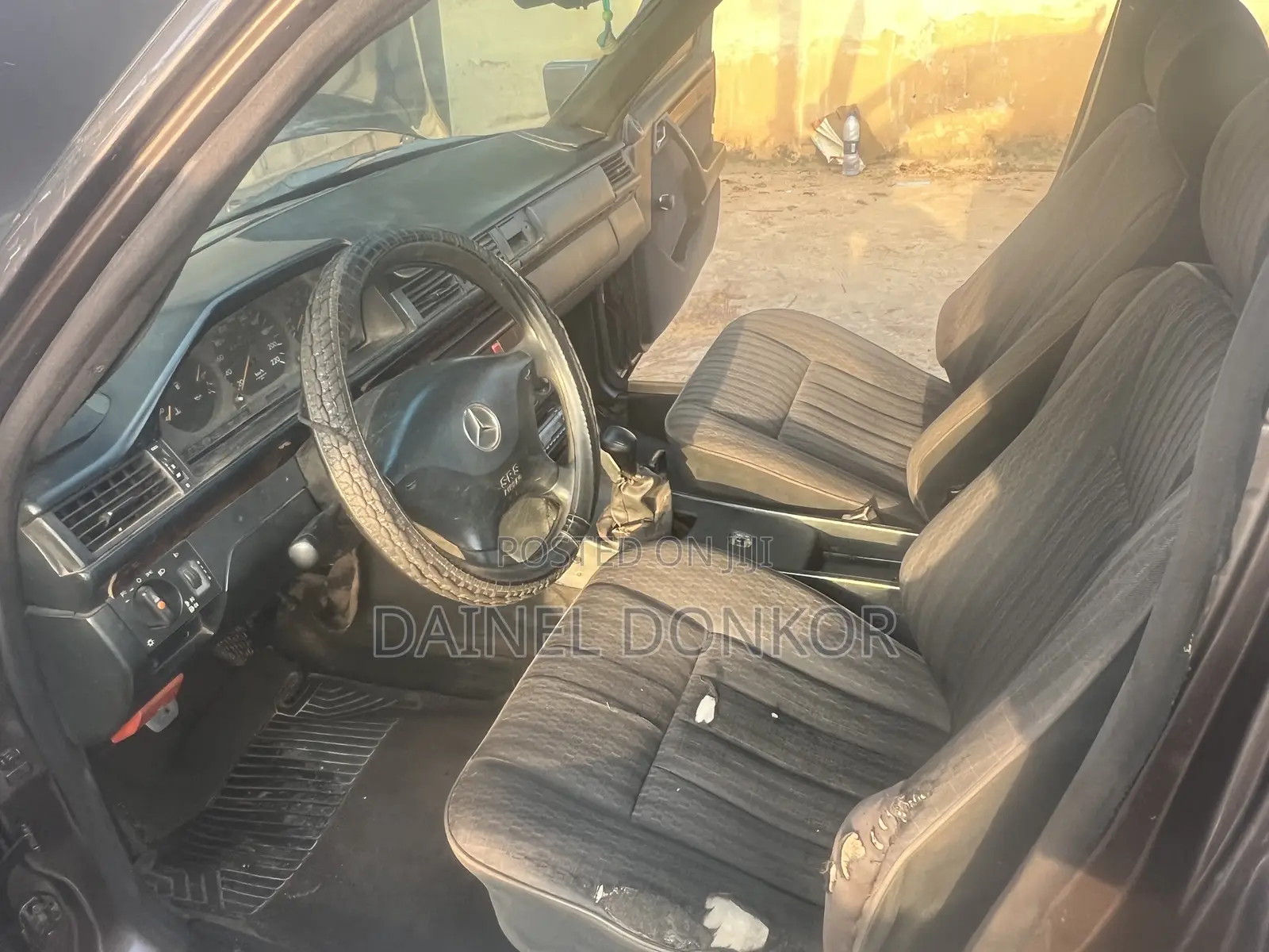 Mercedes-Benz 200 Diesel 1995 Gray