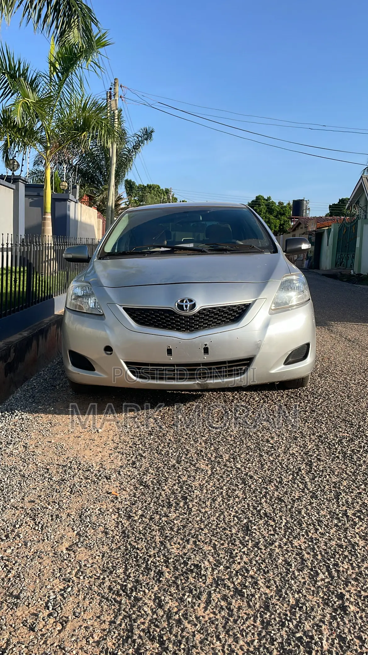 Toyota Belta 2010 Silver