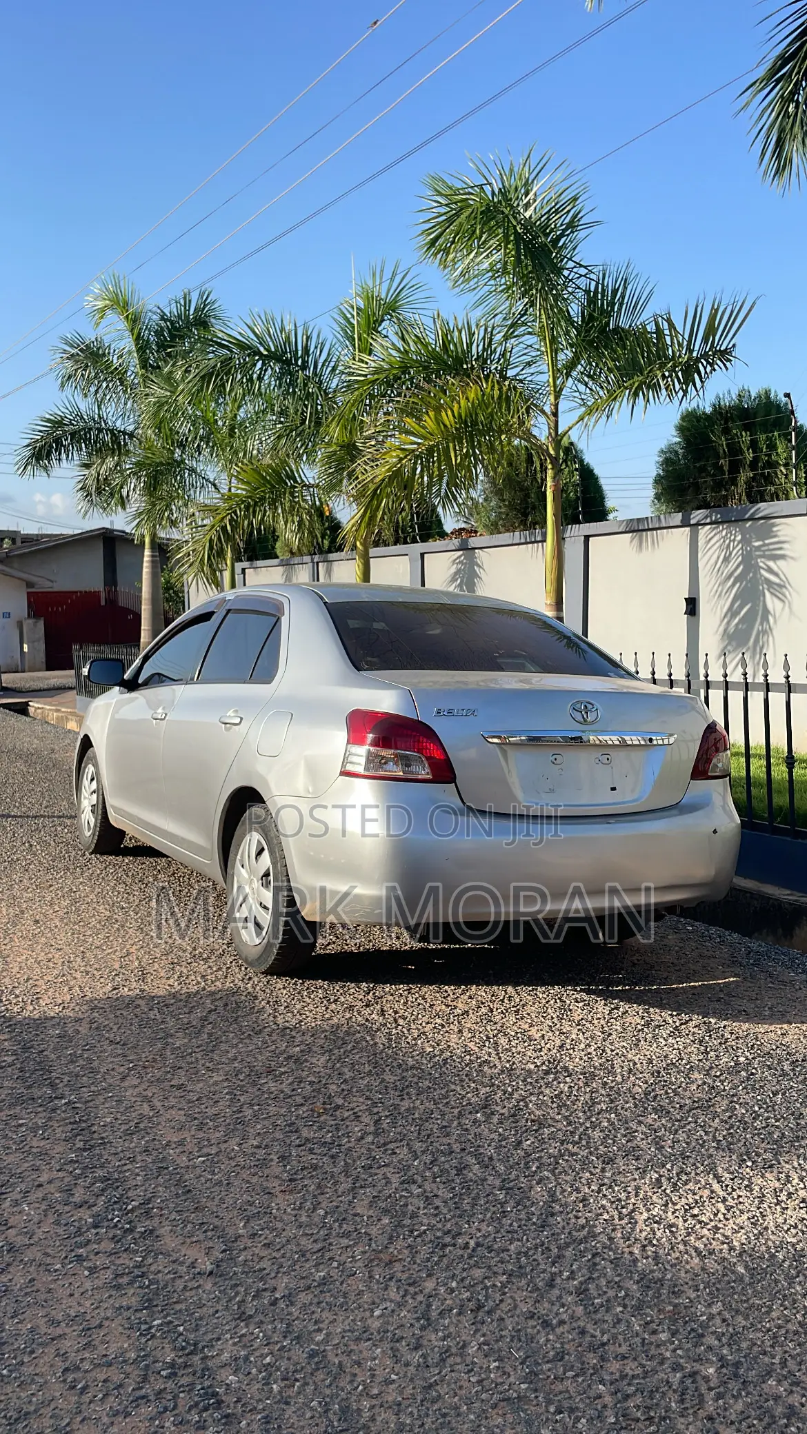 Toyota Belta 2010 Silver