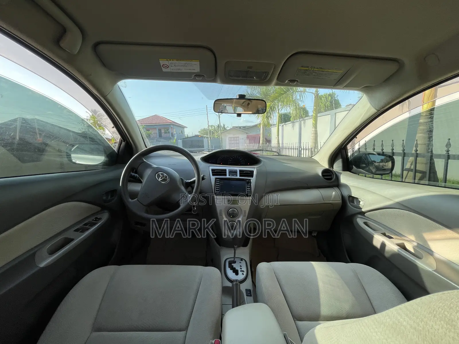 Toyota Belta 2010 Silver