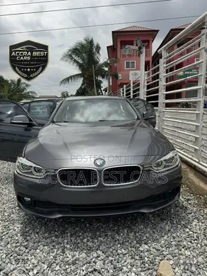 BMW 320i 2018 Silver