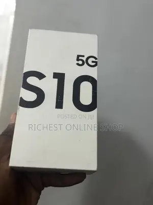 New Samsung Galaxy S10 5G 512 GB Black