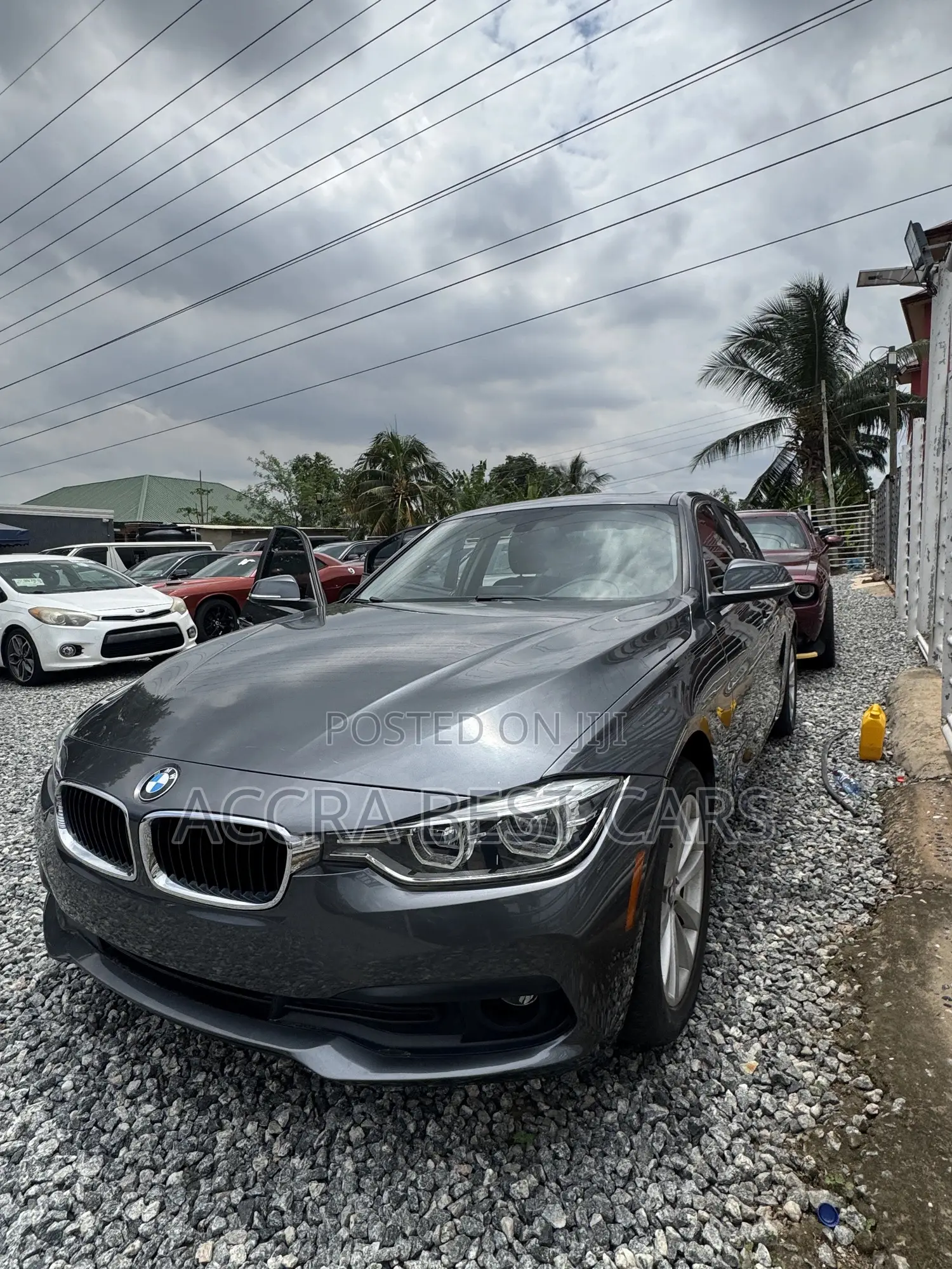 BMW 320i 2018 Silver