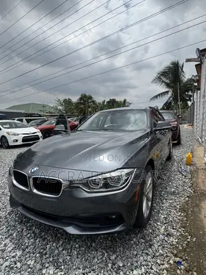 BMW 320i 2018 Silver