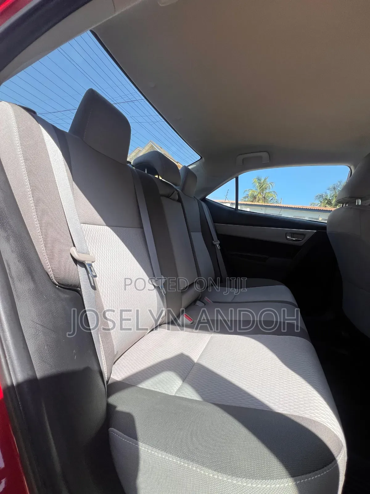 Toyota Corolla L (1.8L 4cyl 2A) 2018 Red