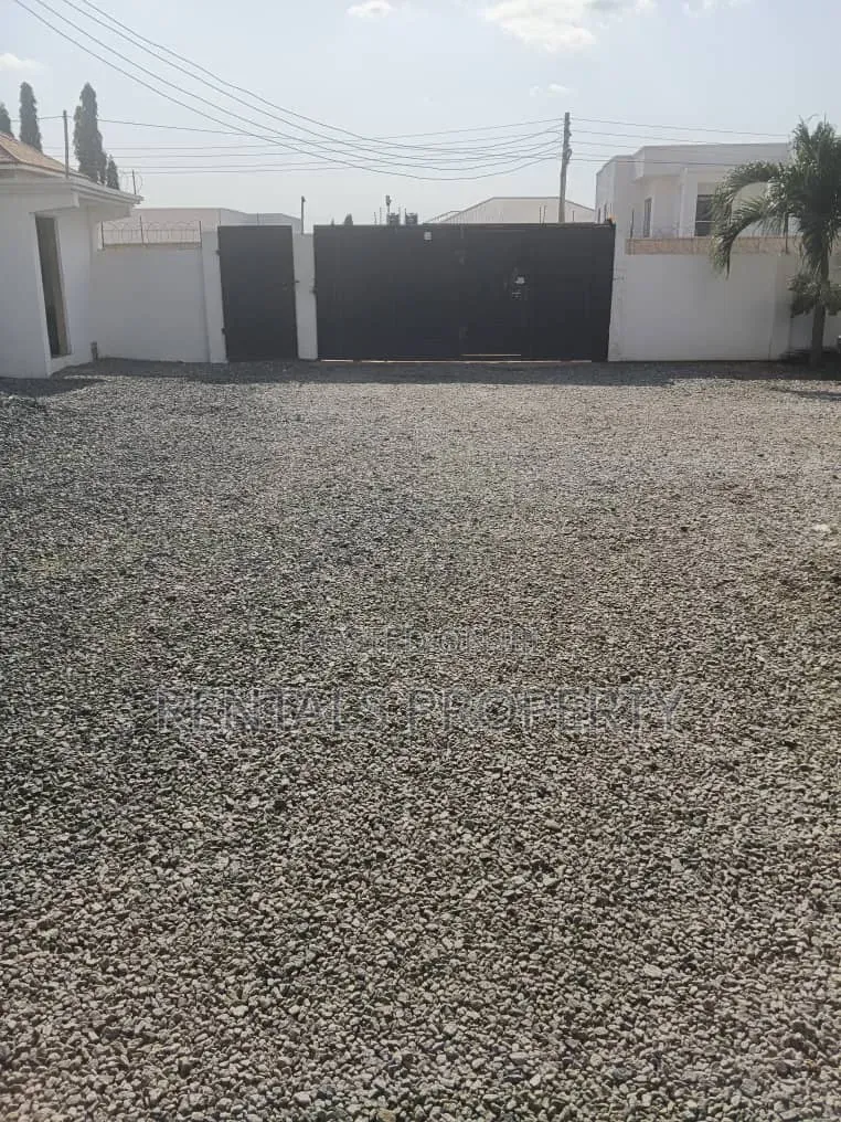 2bdrm Apartment in Oyarifa, Pentecost for rent