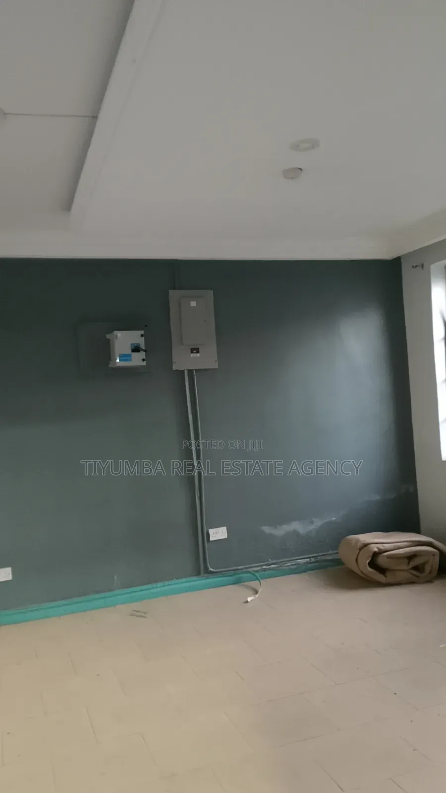 10 Bedroom House for Rent as Commercial Space.