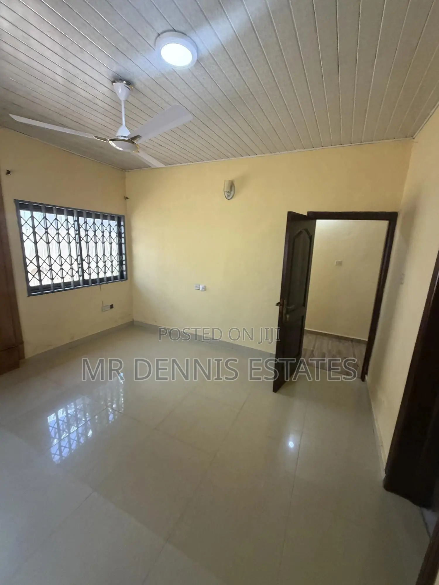 4bdrm Apartment in Westhills Mall for rent