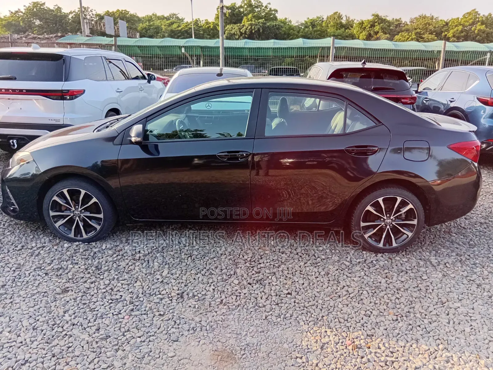 Toyota Corolla 2017 Black