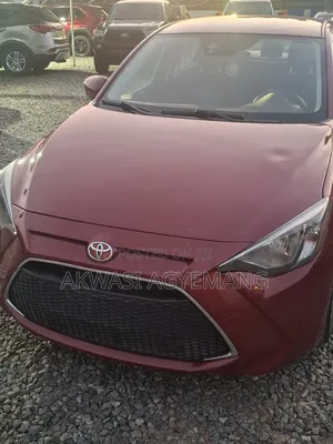 Toyota Yaris LE Sedan 4dr 2019 Burgundy