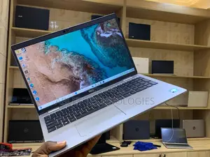 Laptop Dell Precision 3561 16GB Intel Core i7 SSD 512GB