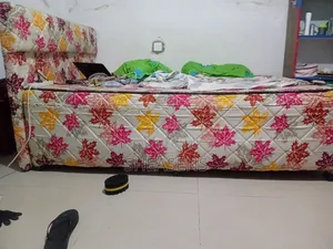 1 Year Used Queen Size Ashfoam Bed and Base