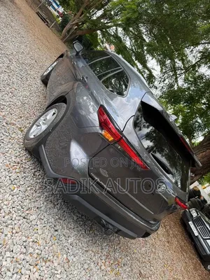 Toyota Highlander XLE 2021 Gray