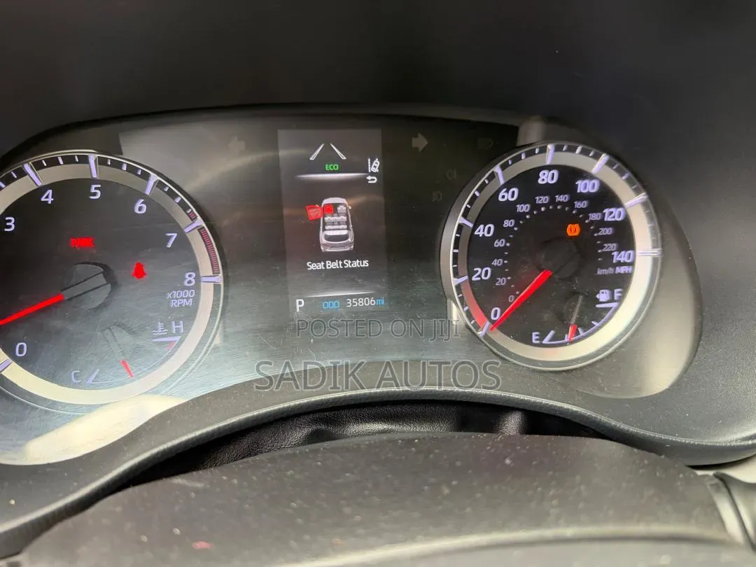 Toyota Highlander XLE 2021 Gray