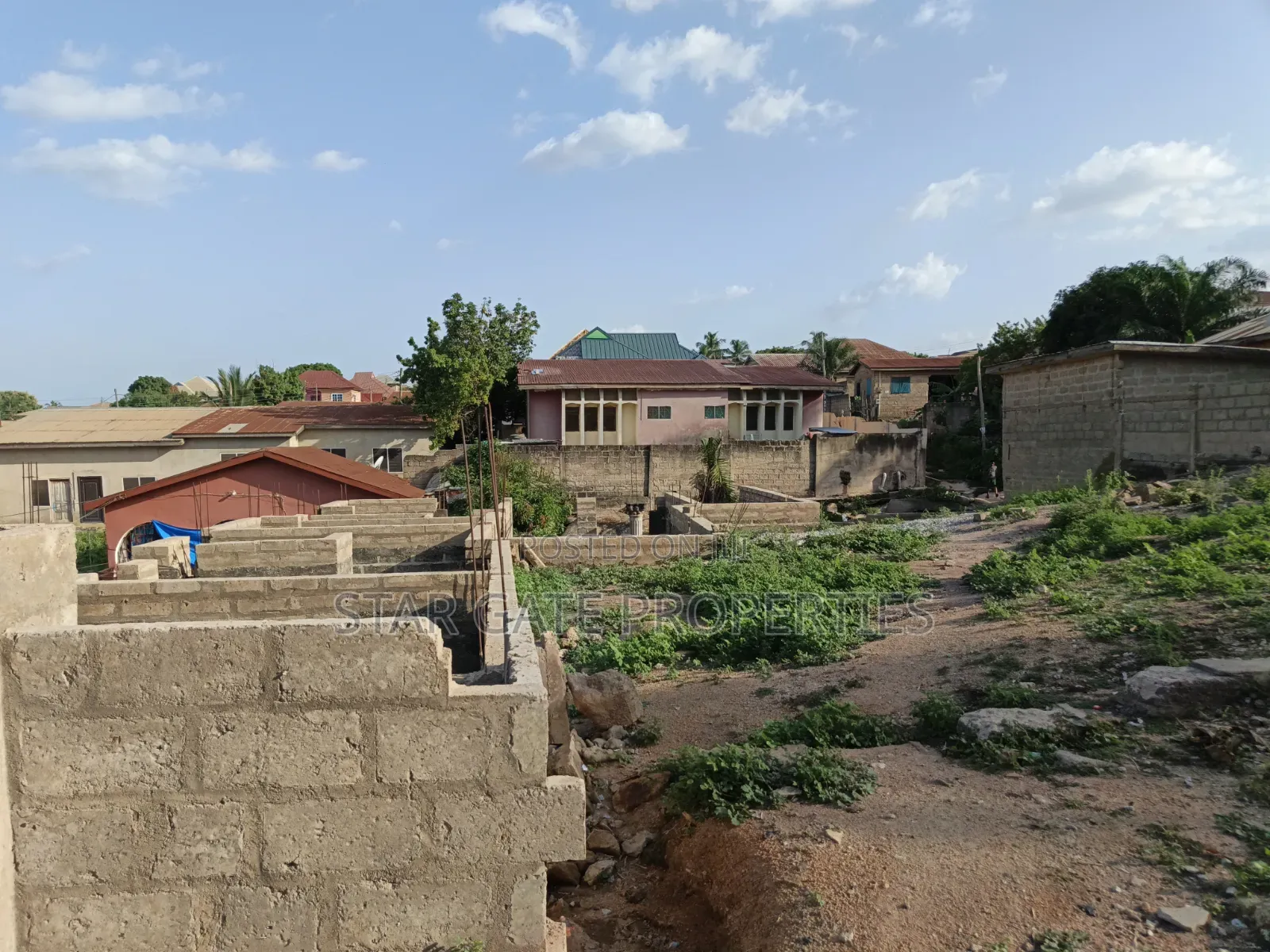 Plot for Sale at Buoho ( 7th Plot Main Highway)