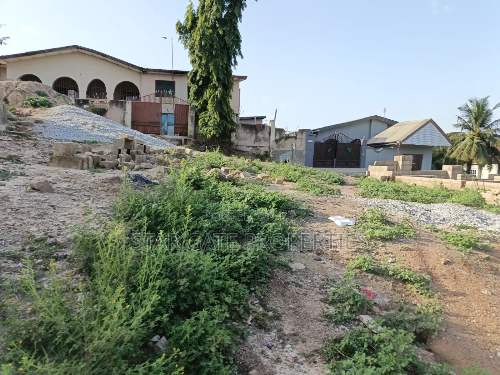 Plot for Sale at Buoho ( 7th Plot Main Highway)