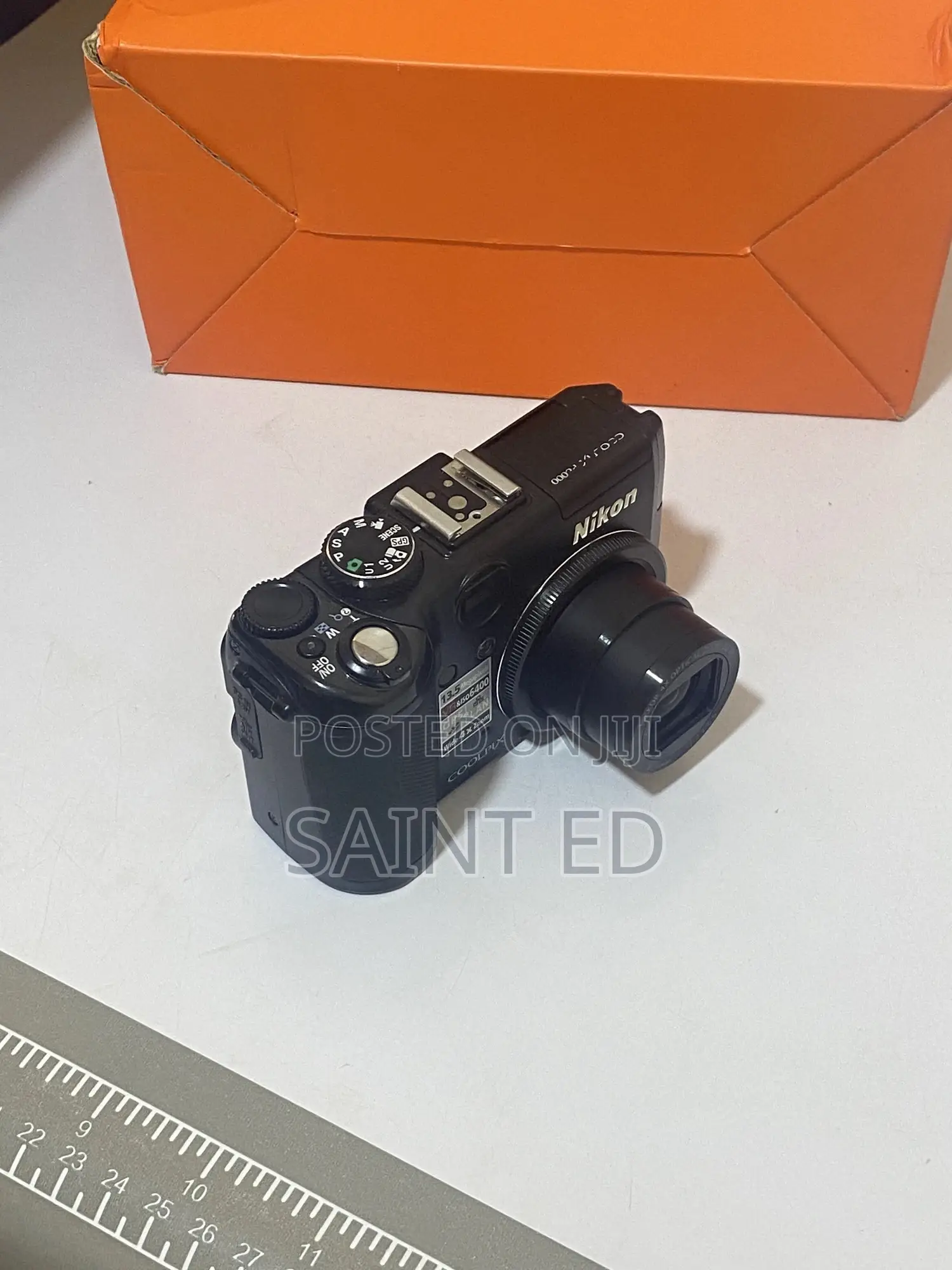 Nikon Coolpix P6000