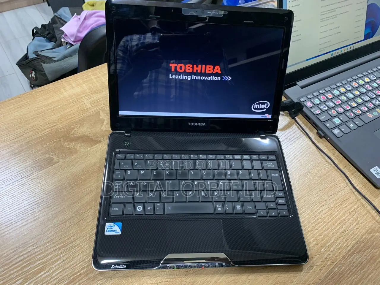 Laptop Toshiba Satellite T110 4GB Intel Core 2 Duo HDD 320GB