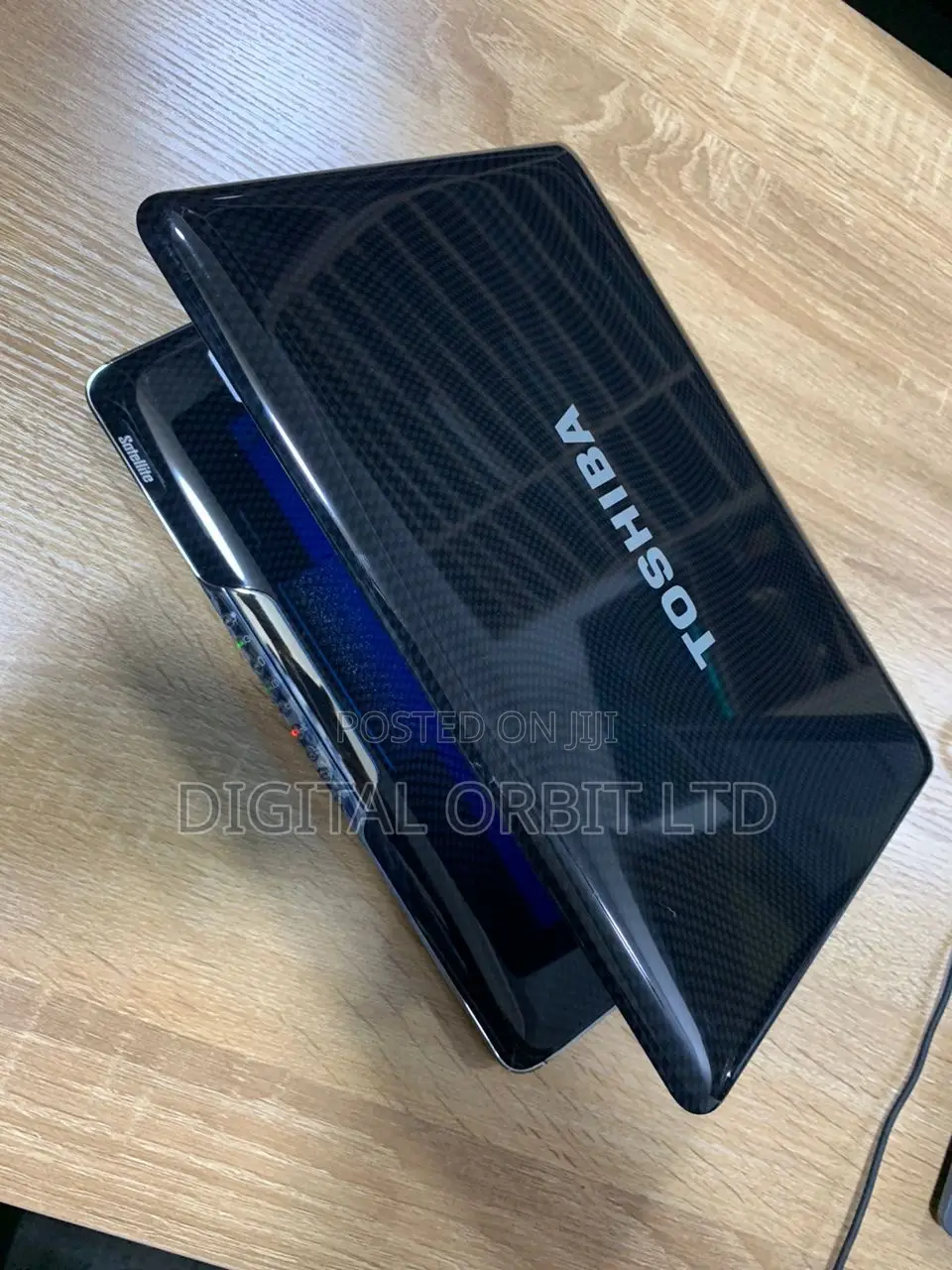 Laptop Toshiba Satellite T110 4GB Intel Core 2 Duo HDD 320GB