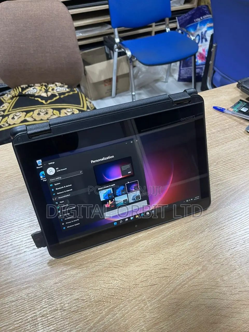 Laptop Lenovo 300e 8GB Intel Celeron SSD 128GB