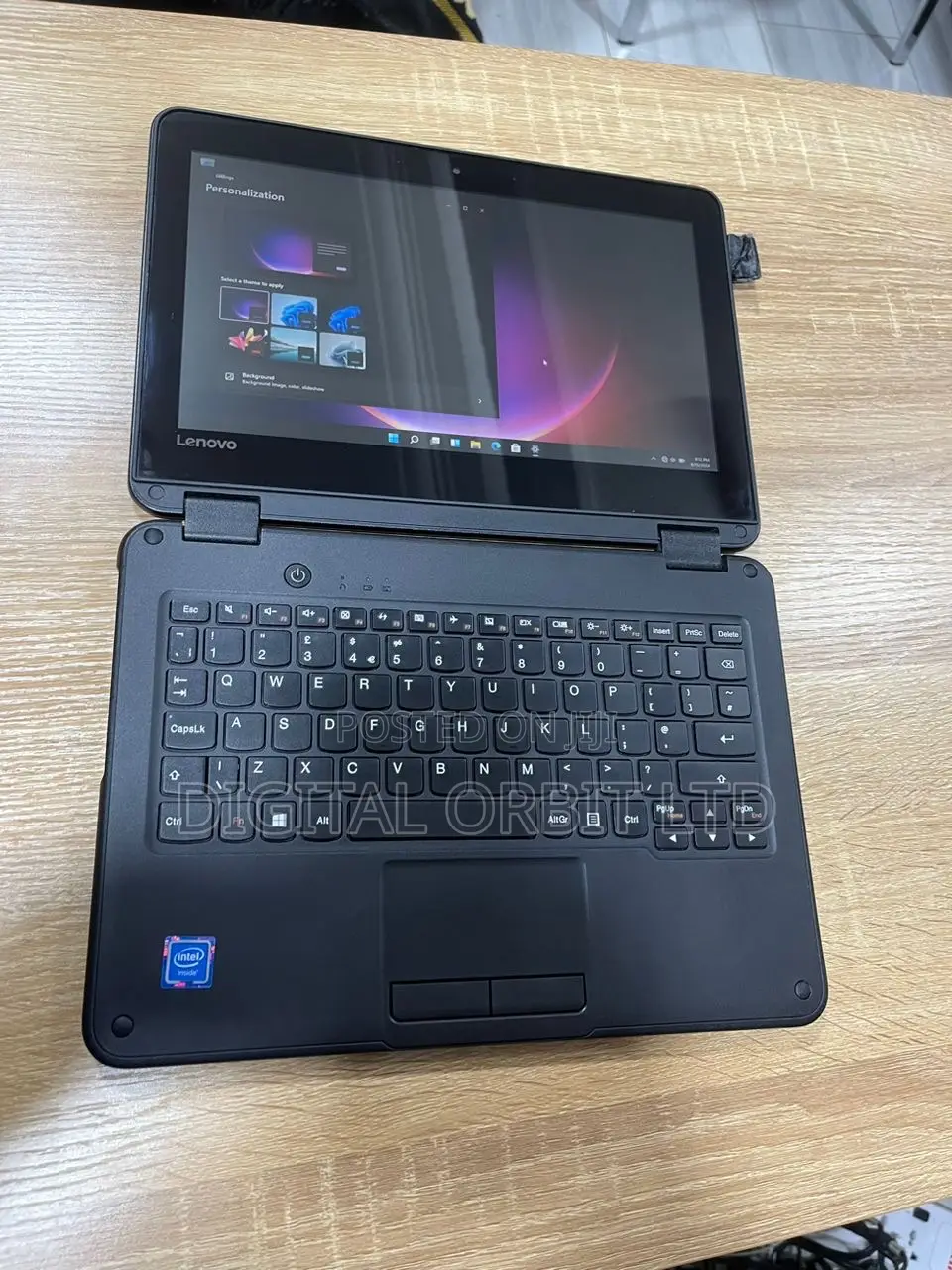 Laptop Lenovo 300e 8GB Intel Celeron SSD 128GB