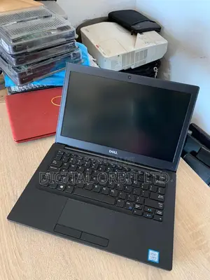 Laptop Dell Latitude 7490 8GB Intel Core i7 SSD 256GB