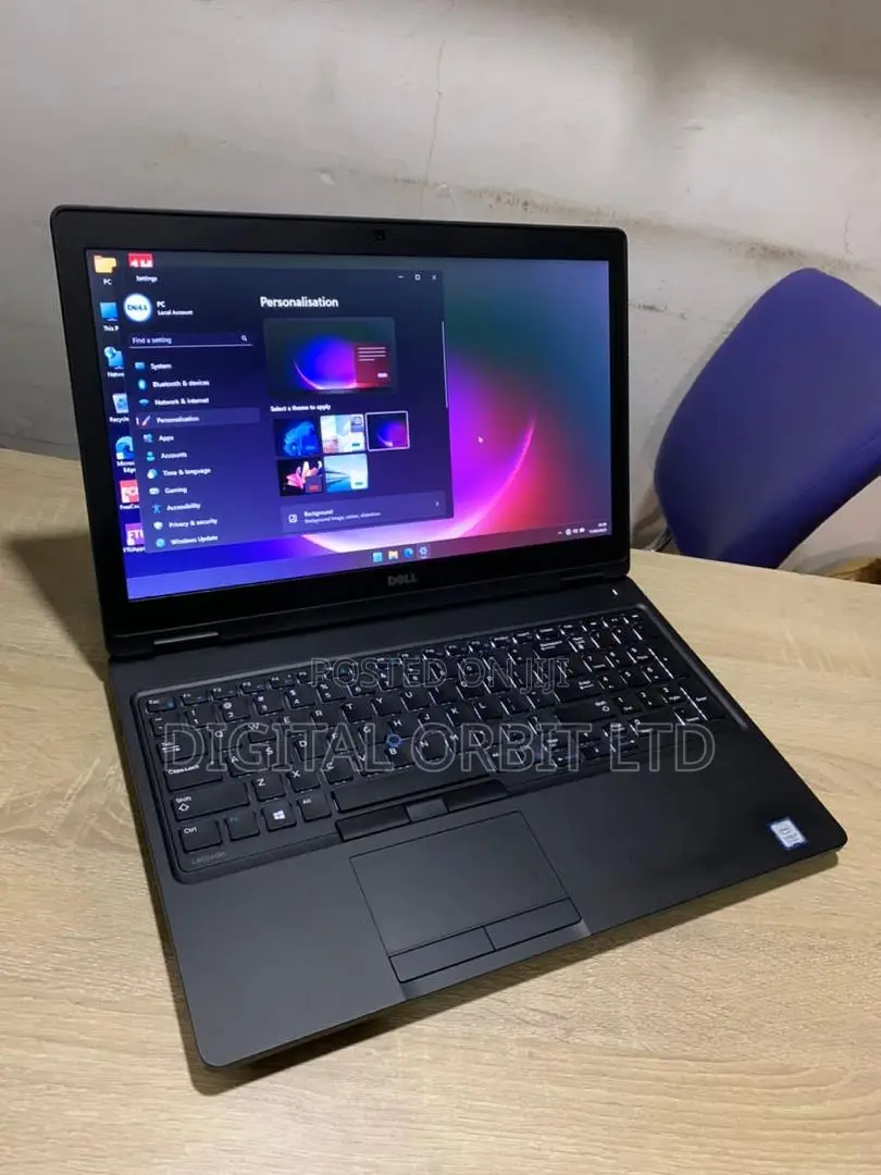 Laptop Dell Latitude 5591 16GB Intel Core i7 HDD+SSD 1T