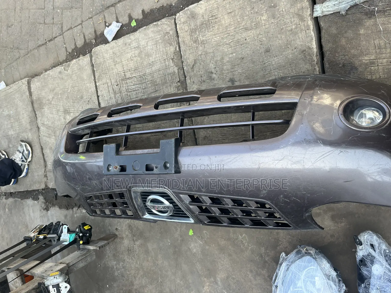 Nissain Rogue 2010 Front Bumper Complete Hm Used