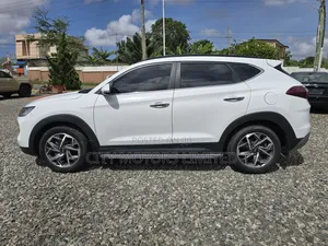 Hyundai Tucson Limited FWD 2019 White