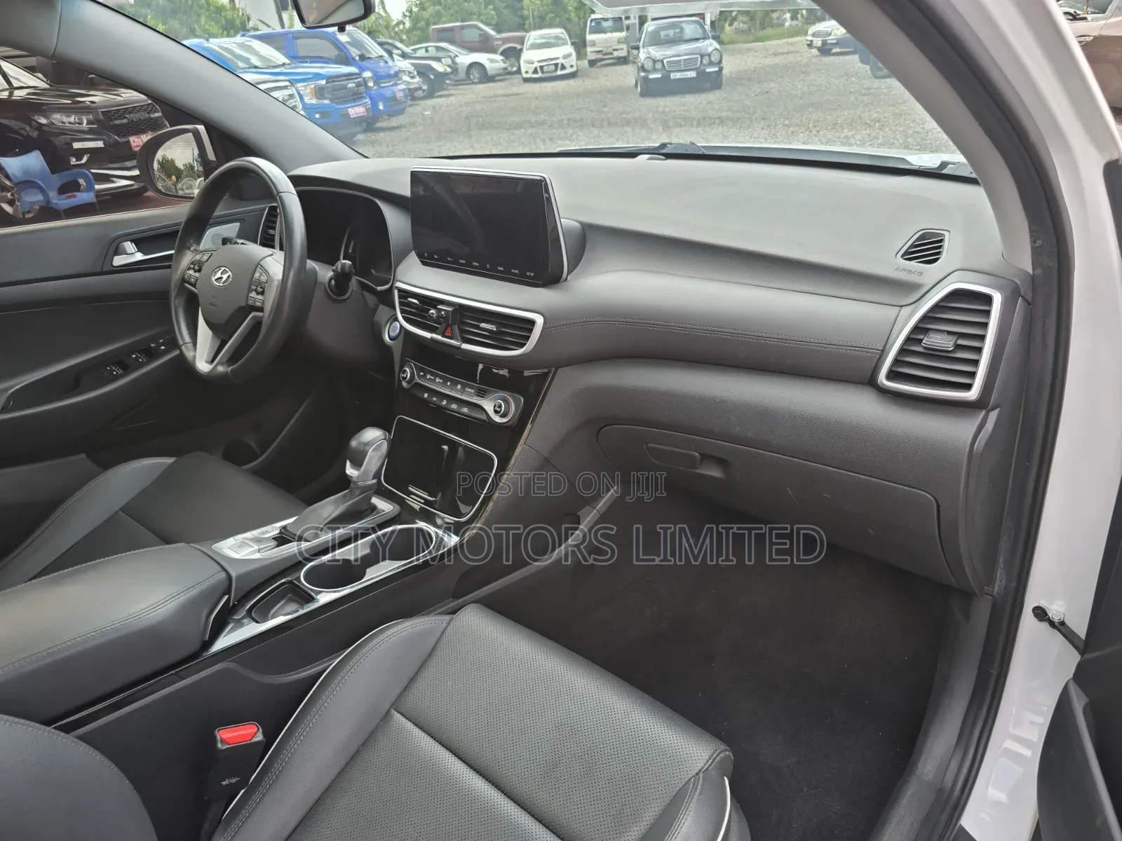 Hyundai Tucson Limited FWD 2019 White