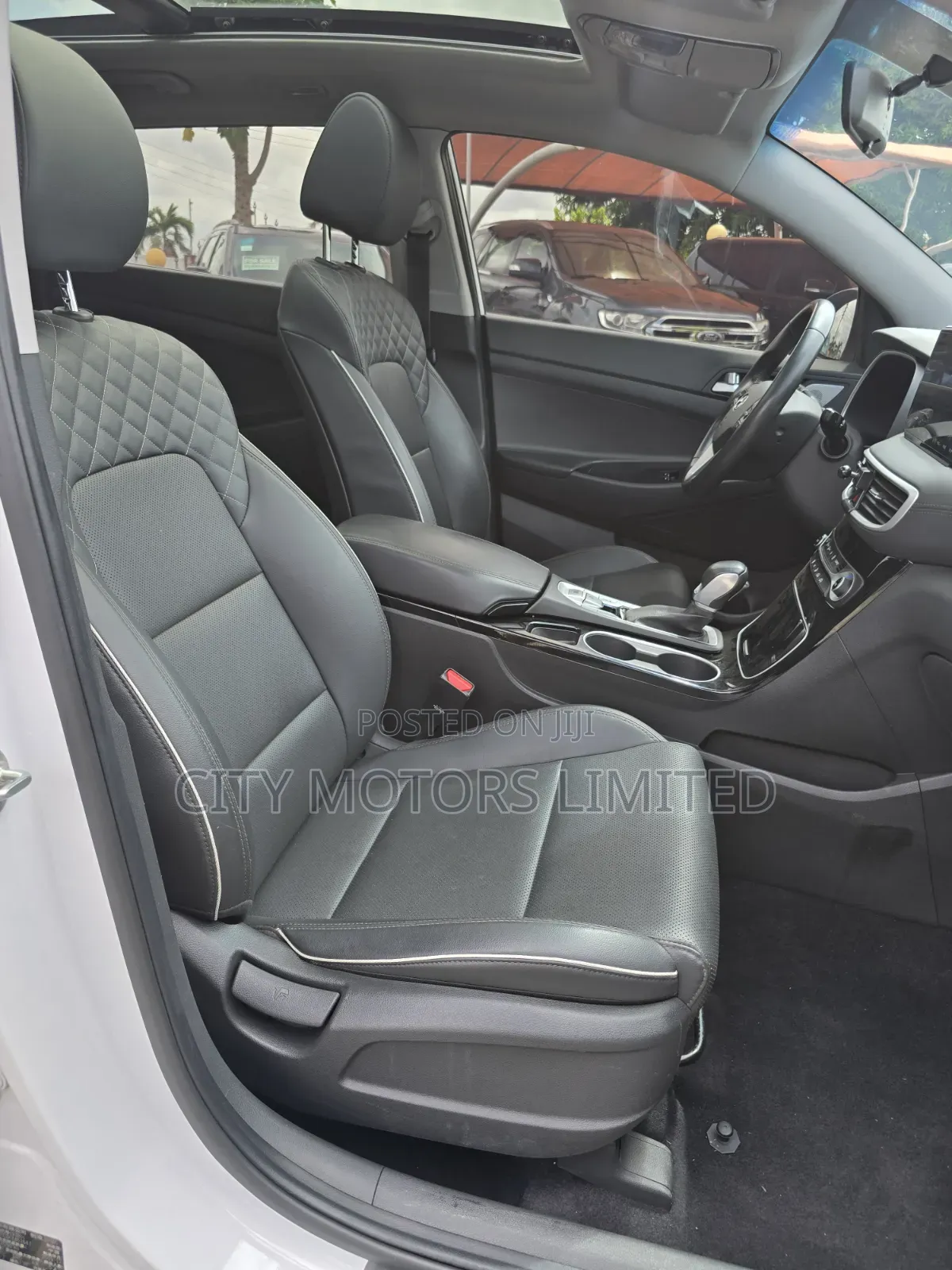 Hyundai Tucson Limited FWD 2019 White
